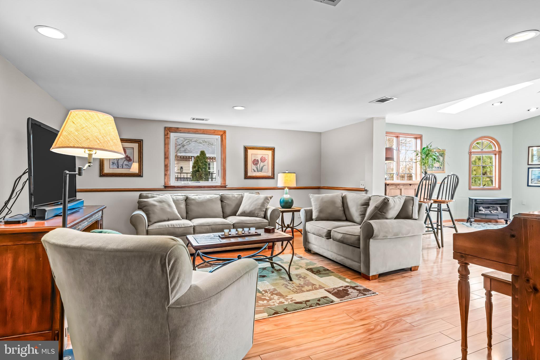 827 Hilltop Road Cinnaminson, NJ 08077 - Photo 20 of 45 Gallery Image 20