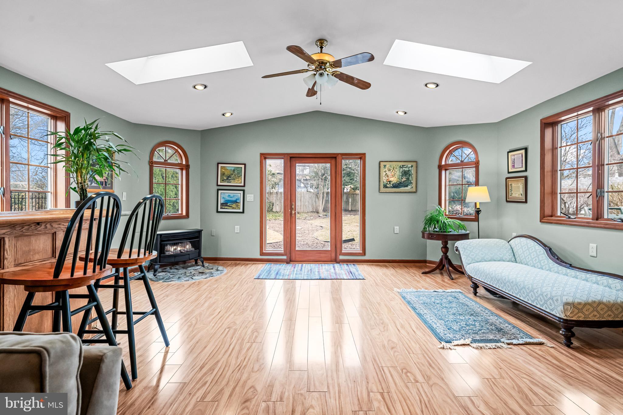 827 Hilltop Road Cinnaminson, NJ 08077 - Photo 24 of 45 Gallery Image 24