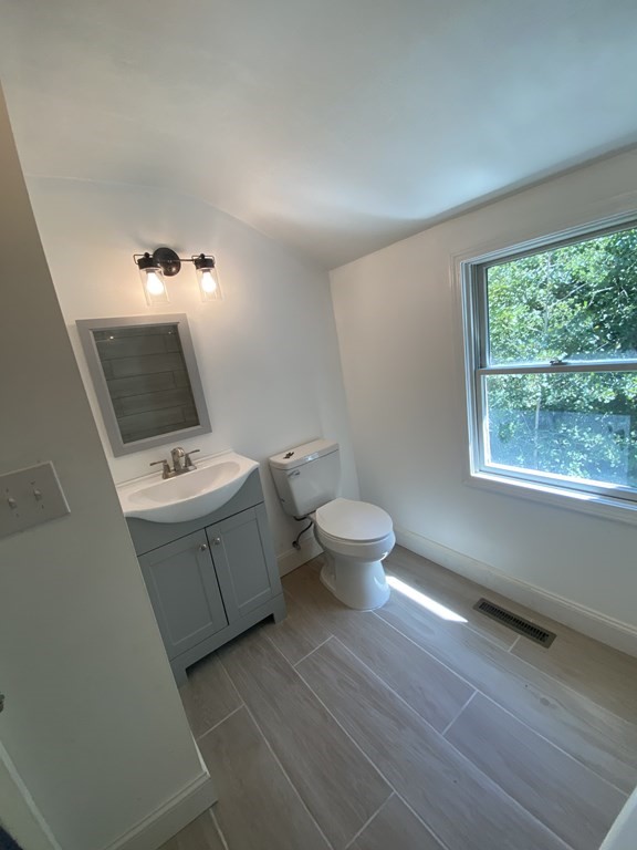 36 Warren Road Brimfield, MA 01010 - Photo 10 of 19 Gallery Image 10