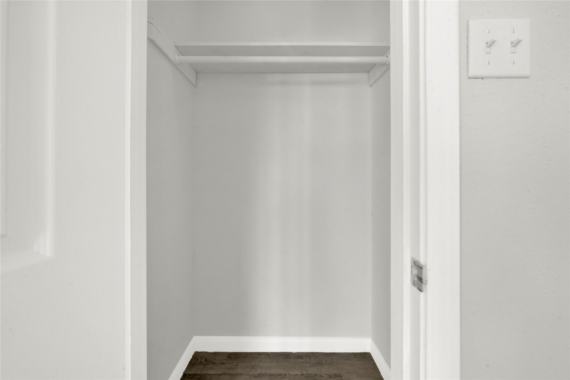 106 Hanover Street Houston, TX 77012 - Photo 47 of 49 a view of small space with wooden floor