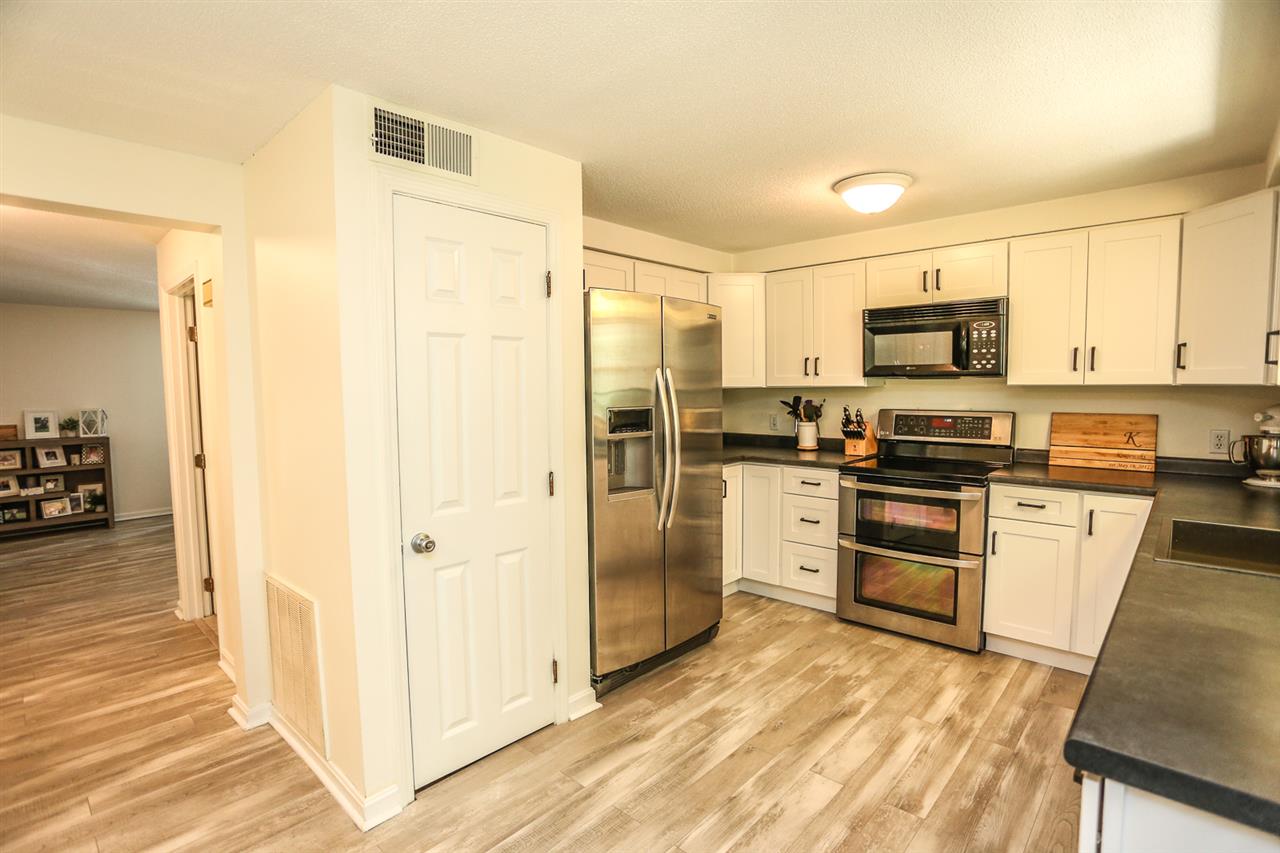 85 East Ridge Road, Unit B3 Merrimack, NH 03054 - Photo 8 of 32