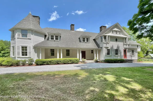 $1,900,000 | 55 Leggett Road, Stone Ridge, NY 12484