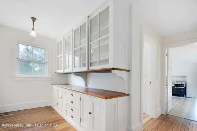 $1,900,000 | 55 Leggett Road, Stone Ridge, NY 12484