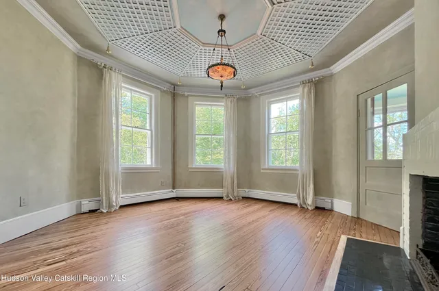 $1,900,000 | 55 Leggett Road, Stone Ridge, NY 12484