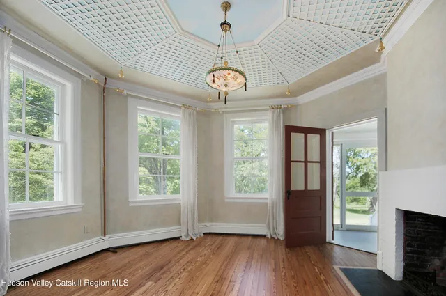 $1,900,000 | 55 Leggett Road, Stone Ridge, NY 12484