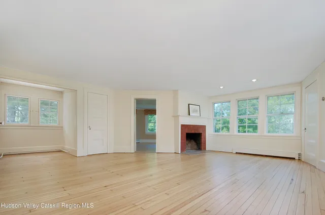 $1,900,000 | 55 Leggett Road, Stone Ridge, NY 12484