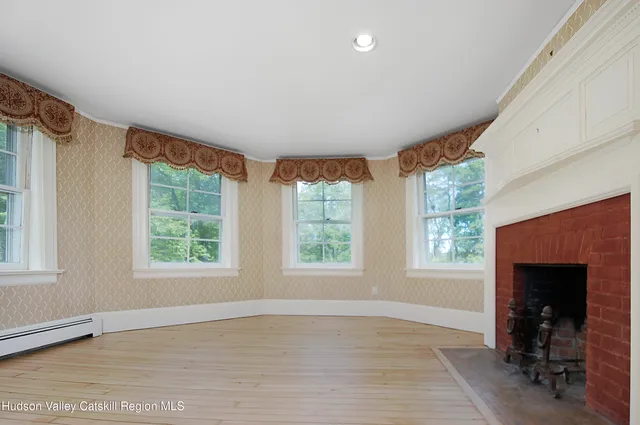 $1,900,000 | 55 Leggett Road, Stone Ridge, NY 12484