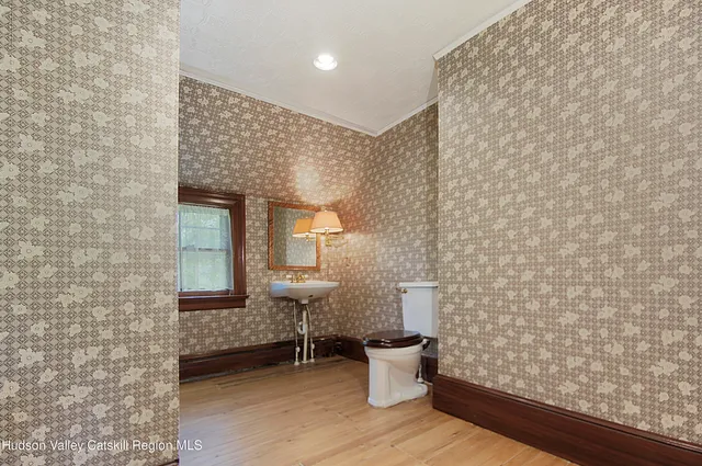 $1,900,000 | 55 Leggett Road, Stone Ridge, NY 12484