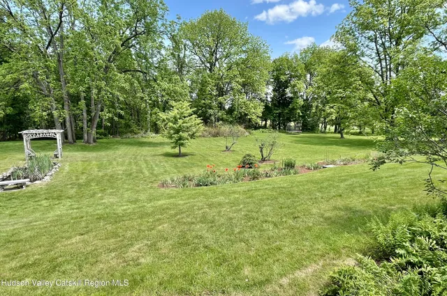 $1,900,000 | 55 Leggett Road, Stone Ridge, NY 12484