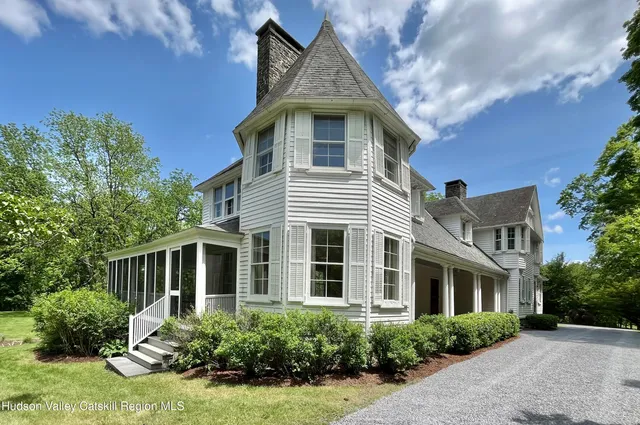 $1,900,000 | 55 Leggett Road, Stone Ridge, NY 12484