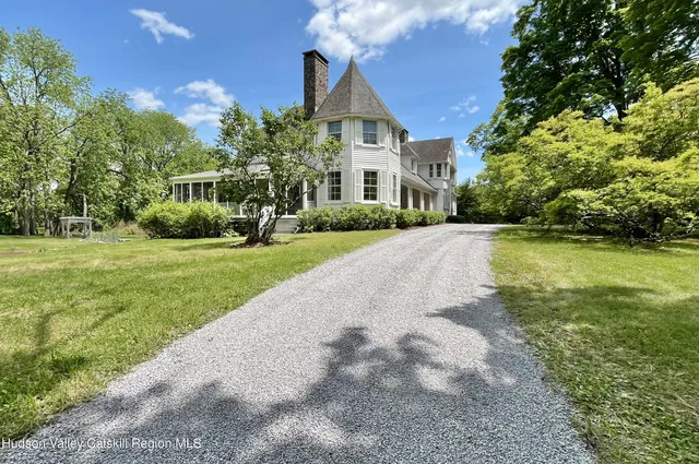 $1,900,000 | 55 Leggett Road, Stone Ridge, NY 12484