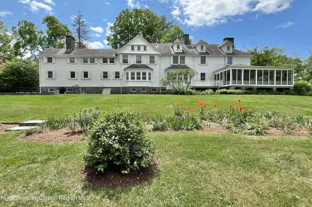 $1,900,000 | 55 Leggett Road, Stone Ridge, NY 12484