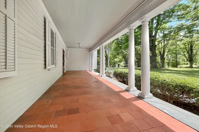 $1,900,000 | 55 Leggett Road, Stone Ridge, NY 12484