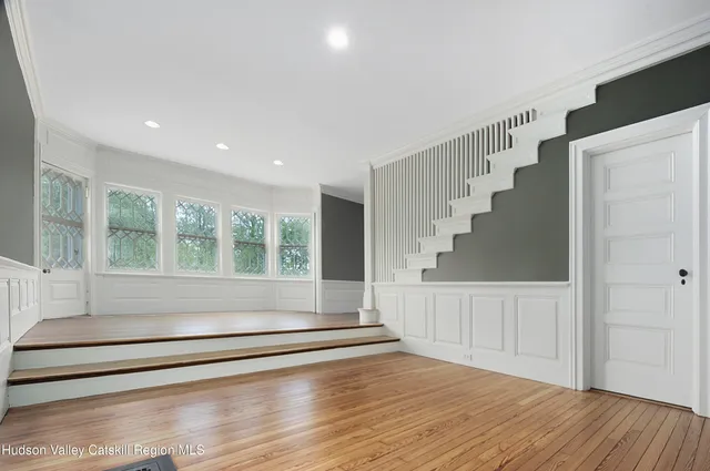 $1,900,000 | 55 Leggett Road, Stone Ridge, NY 12484