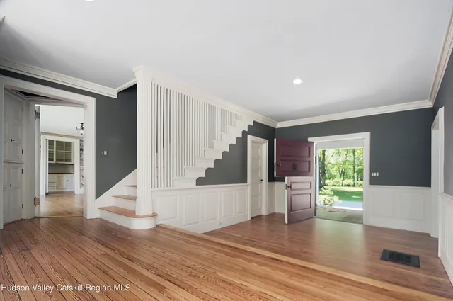 $1,900,000 | 55 Leggett Road, Stone Ridge, NY 12484