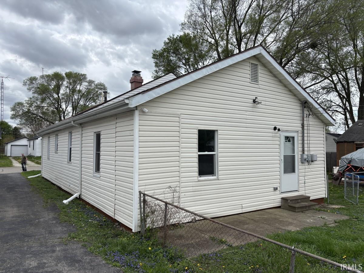 1206 West 15th Street Muncie, IN 47302 - Photo 2 of 24