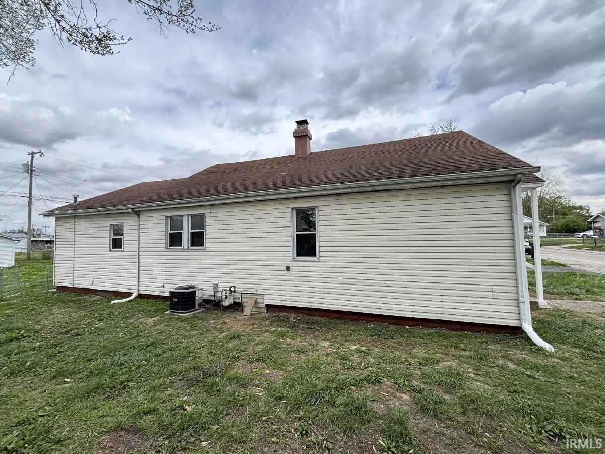 1206 West 15th Street Muncie, IN 47302 - Photo 3 of 24