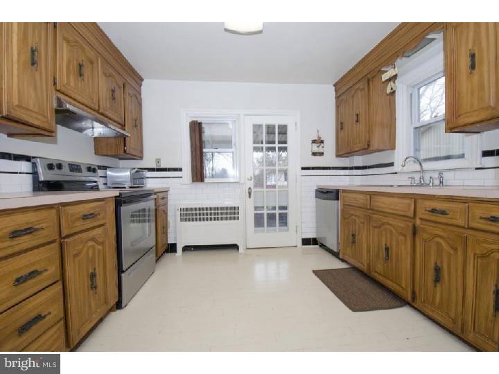 911 East Darby Road Havertown, PA 19083 - Photo 7 of 15 Gallery Image 7