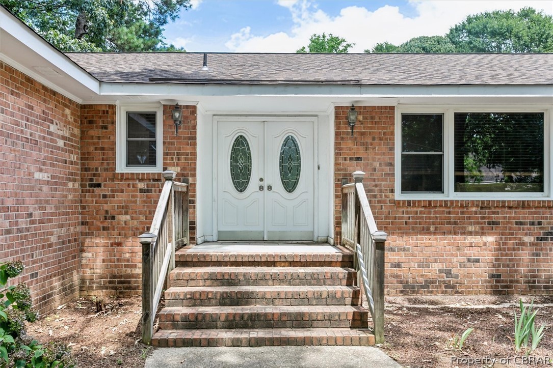 1635 Tyndall Point Road Gloucester Point, VA 23062 - Photo 3 of 50 Welcome home!