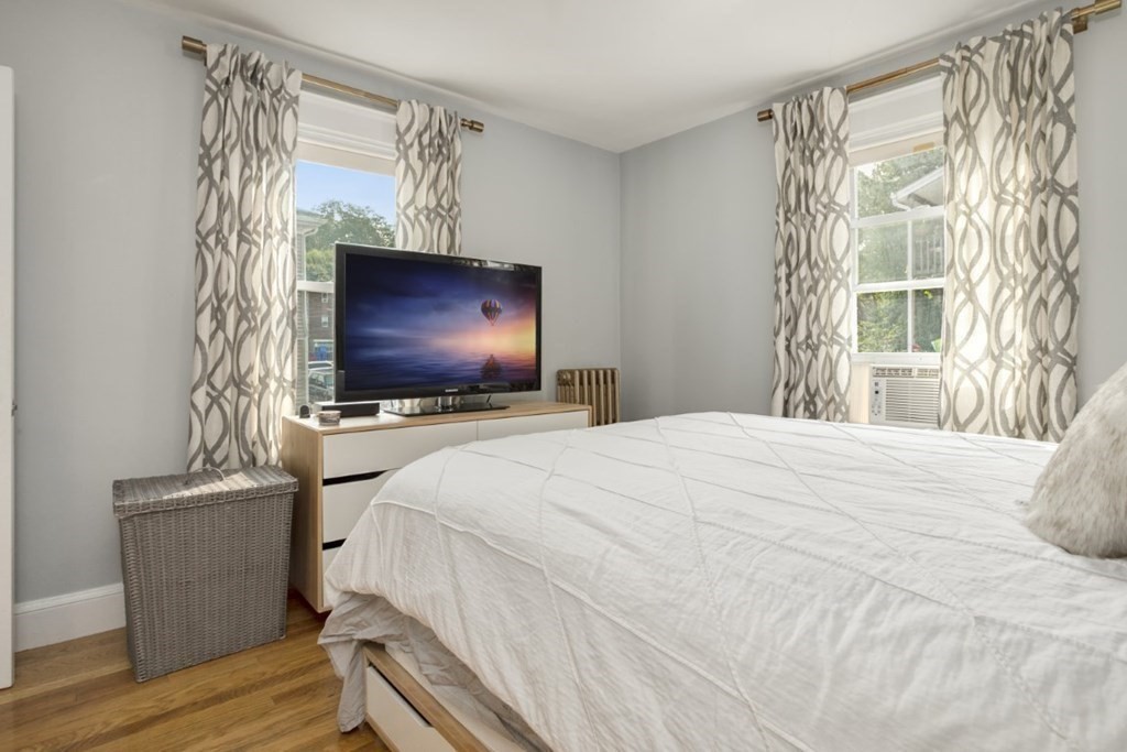 94 Overland Road, Unit 3 Waltham, MA 02451 - Photo 13 of 20 Gallery Image 13