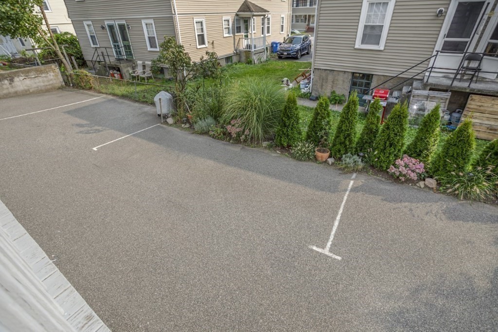 94 Overland Road, Unit 3 Waltham, MA 02451 - Photo 17 of 20 Gallery Image 17