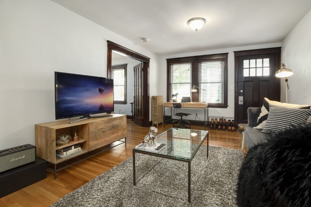 94 Overland Road, Unit 3 Waltham, MA 02451 - Photo 7 of 20 Gallery Image 7