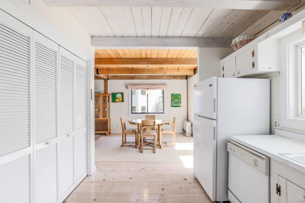 80 Summersea Road Mashpee, MA 02649 - Photo 7 of 49 80 Summersea_031.jpg-SMALL