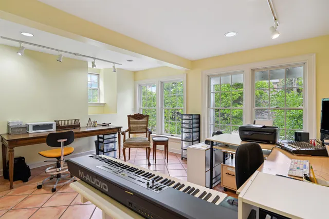 $1,295,000 | 16 Church Street, Woodstock, VT 05091