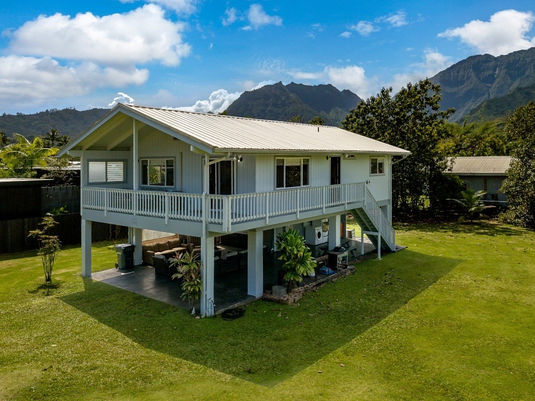 5527 Weke Road Hanalei, HI 96714 - Photo 23 of 28 a view of a house with a yard