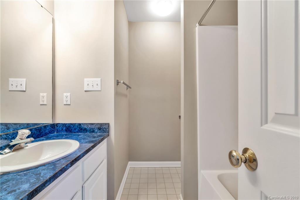 2035 Lennox Square Road, Unit 9 Charlotte, NC 28210 - Photo 25 of 36 Gallery Image 25