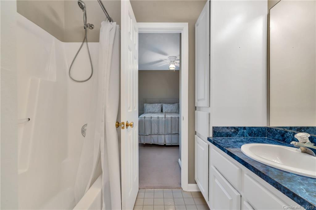 2035 Lennox Square Road, Unit 9 Charlotte, NC 28210 - Photo 26 of 36 Gallery Image 26