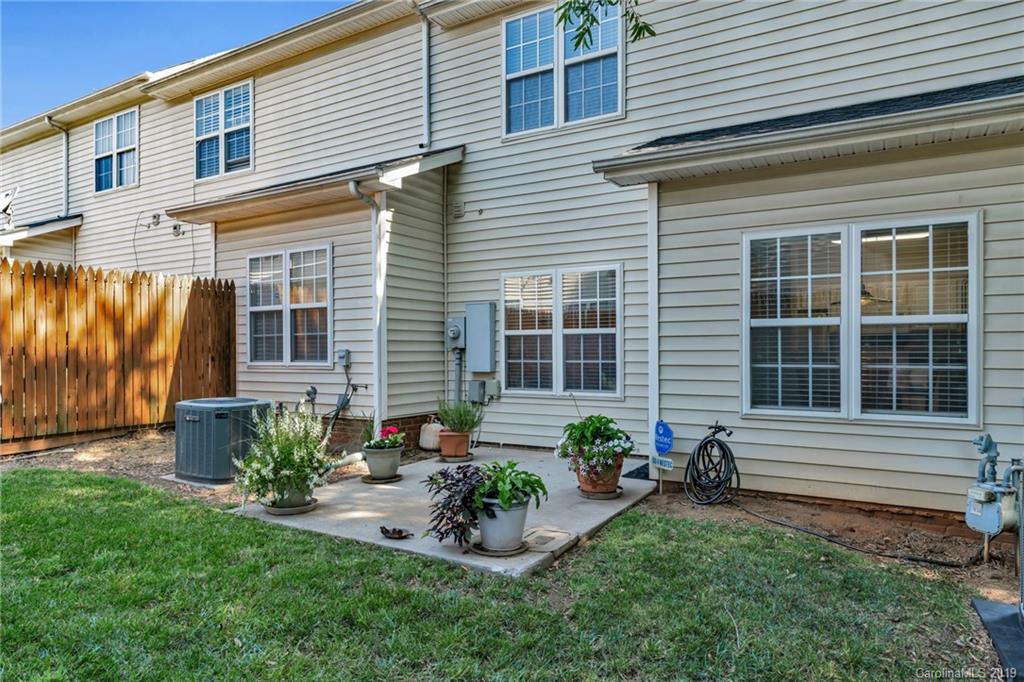 2035 Lennox Square Road, Unit 9 Charlotte, NC 28210 - Photo 29 of 36 Gallery Image 29