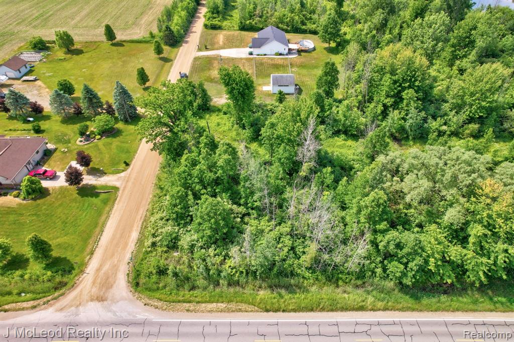 0330 Birch Run Road Millington, MI 48746 - Photo 7 of 34
