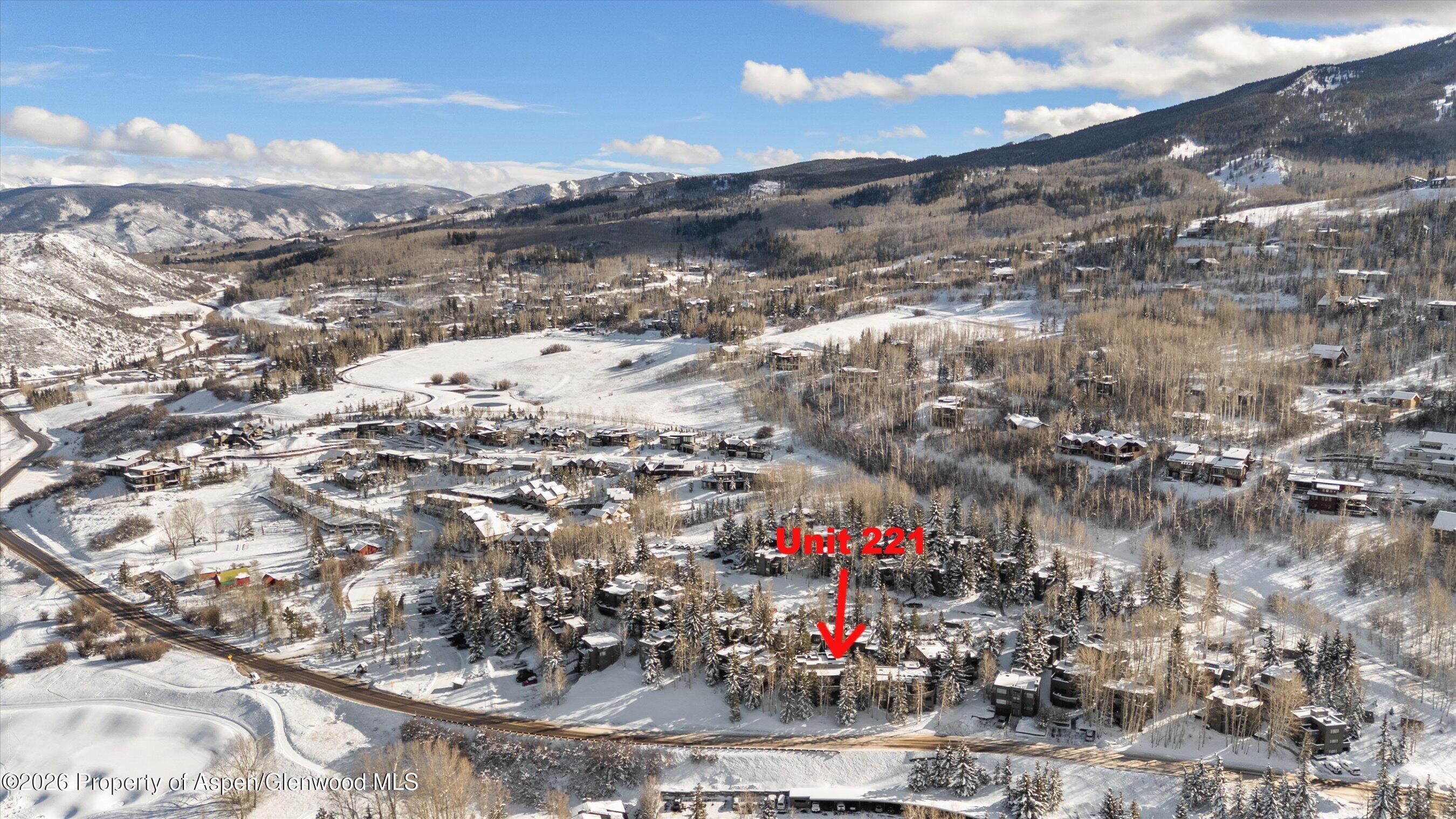 221 Meadow Ranch Road, Unit D4A Snowmass Village, CO 81615 - Photo 30 of 34 06-33-221MeadowRanchRd_2512_0397