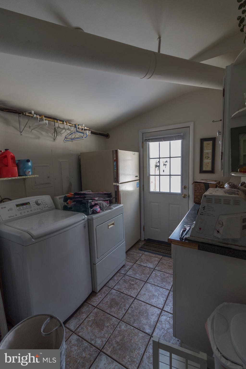 13117 Poplar Tree Road Fairfax, VA 22033 - Photo 25 of 30 Laundry
