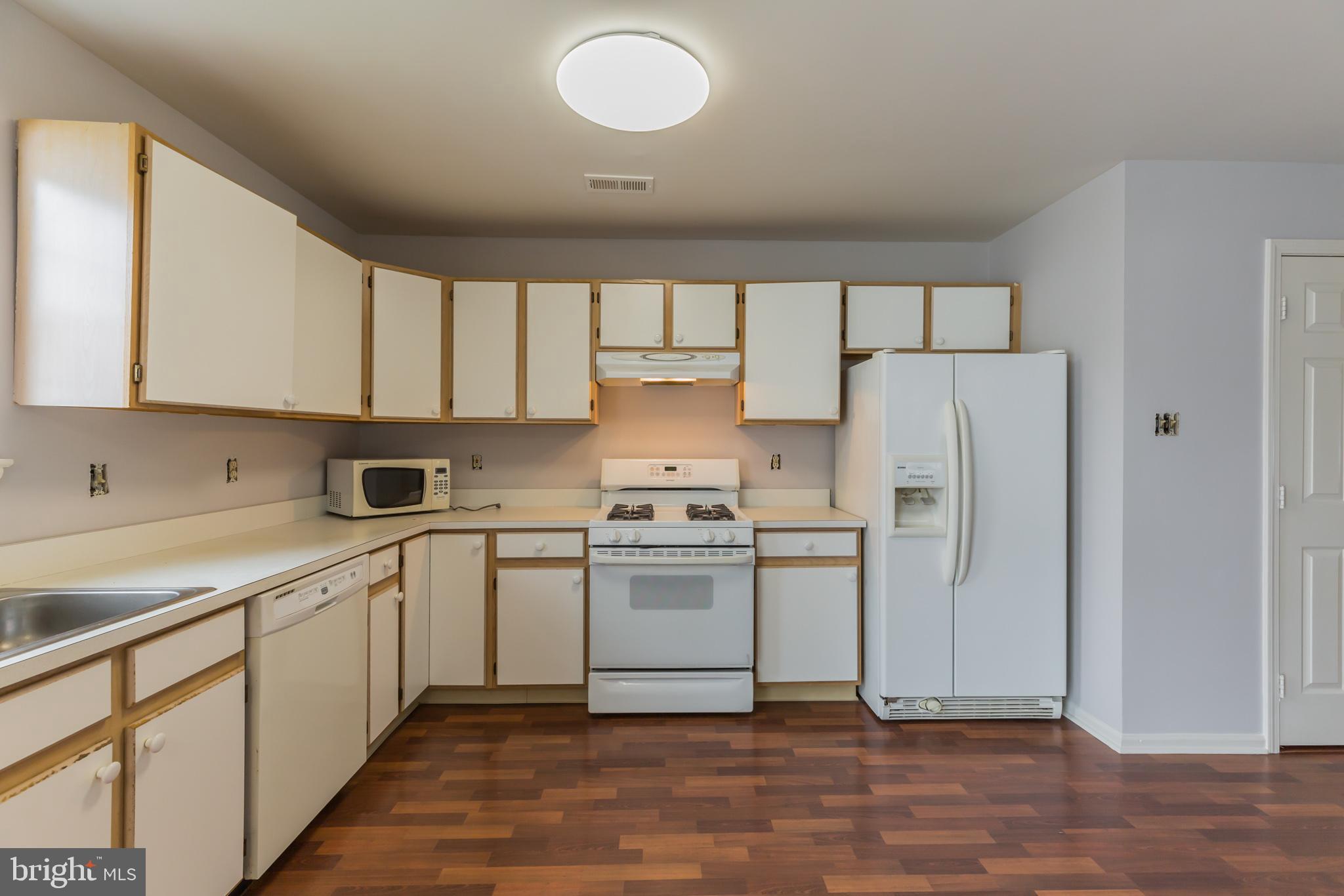 713 Rutland Court Sewell, NJ 08080 - Photo 13 of 30 Gallery Image 13