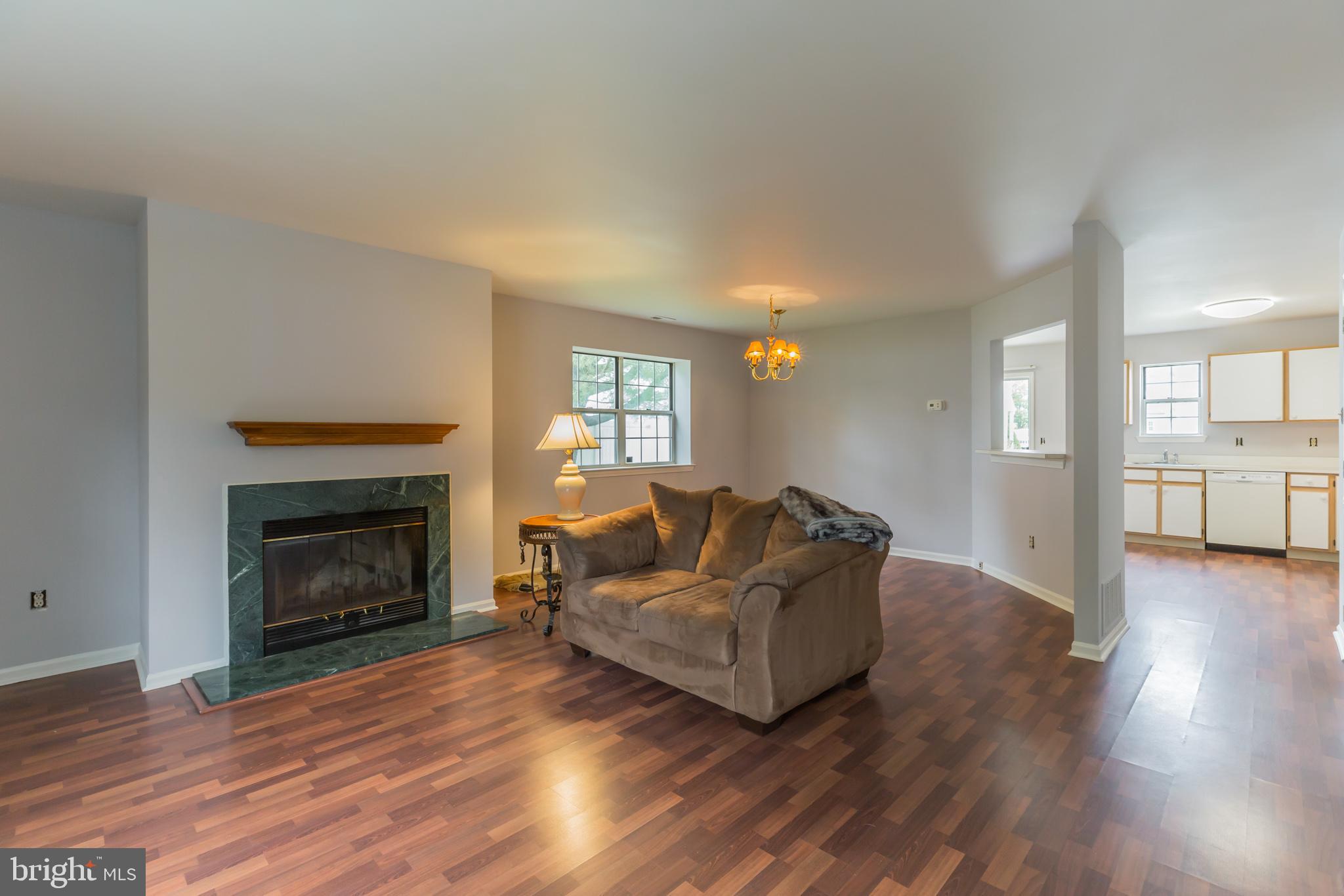 713 Rutland Court Sewell, NJ 08080 - Photo 4 of 30 Gallery Image 4
