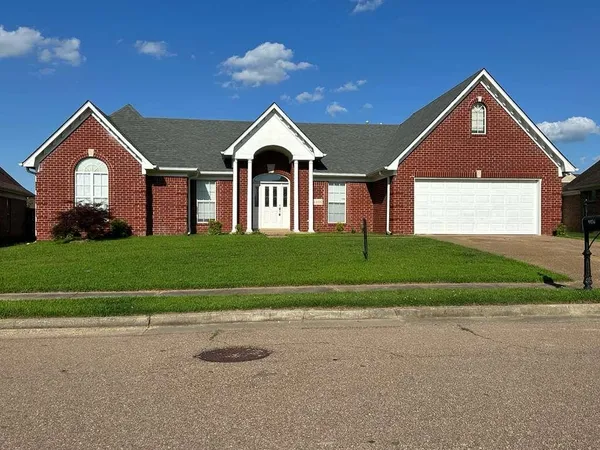 $2,000 | Alixs Dr Alixs Drive, Unit ALIXS DR, Memphis, TN 38125