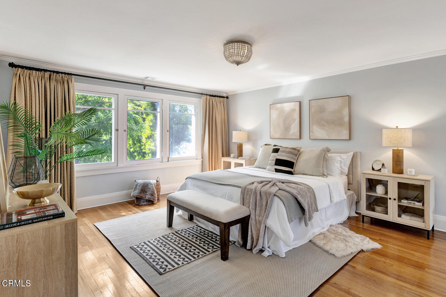 465 Alpine Street Pasadena, CA 91106 - Photo 19 of 45 a bed room with a bed and a couch