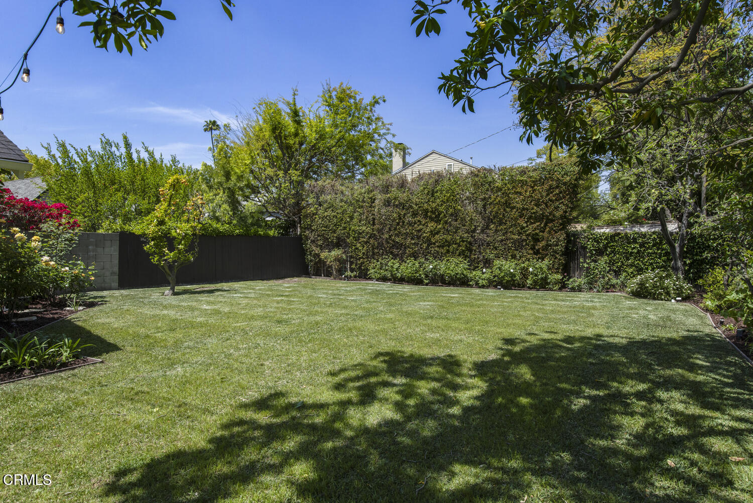 465 Alpine Street Pasadena, CA 91106 - Photo 40 of 45 a view of a yard