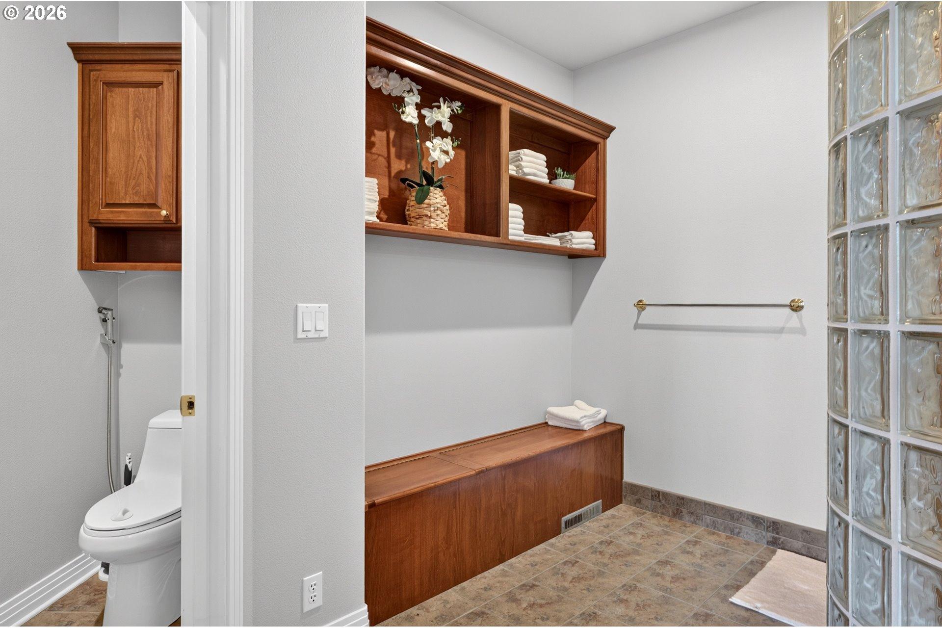 4306 Southeast Augusta Loop Gresham, OR 97080 - Photo 24 of 47 Gallery Image 24