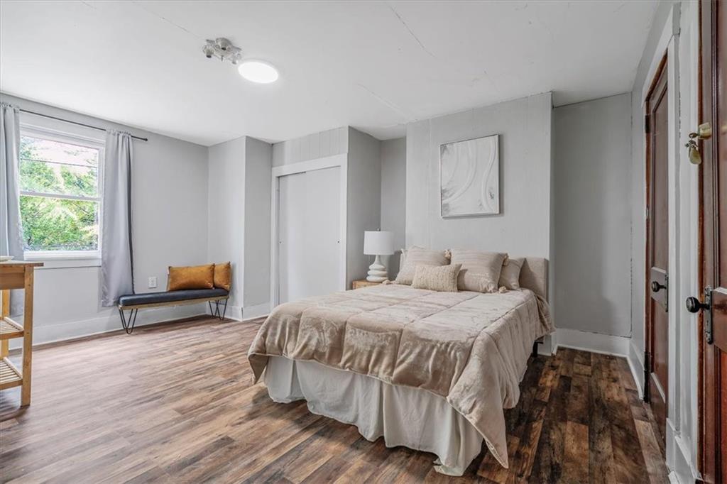 258 Brighton Road Pittsburgh, PA 15202 - Photo 16 of 19 2nd Bedroom