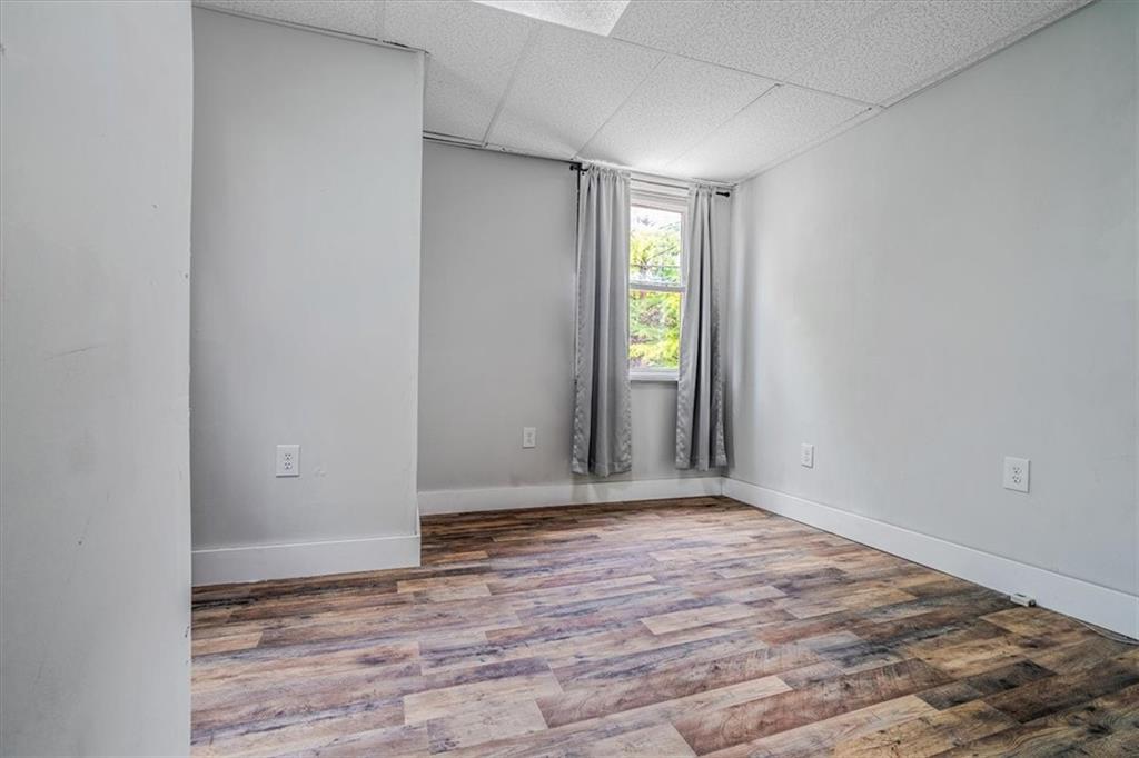 258 Brighton Road Pittsburgh, PA 15202 - Photo 18 of 19 3rd Bedroom