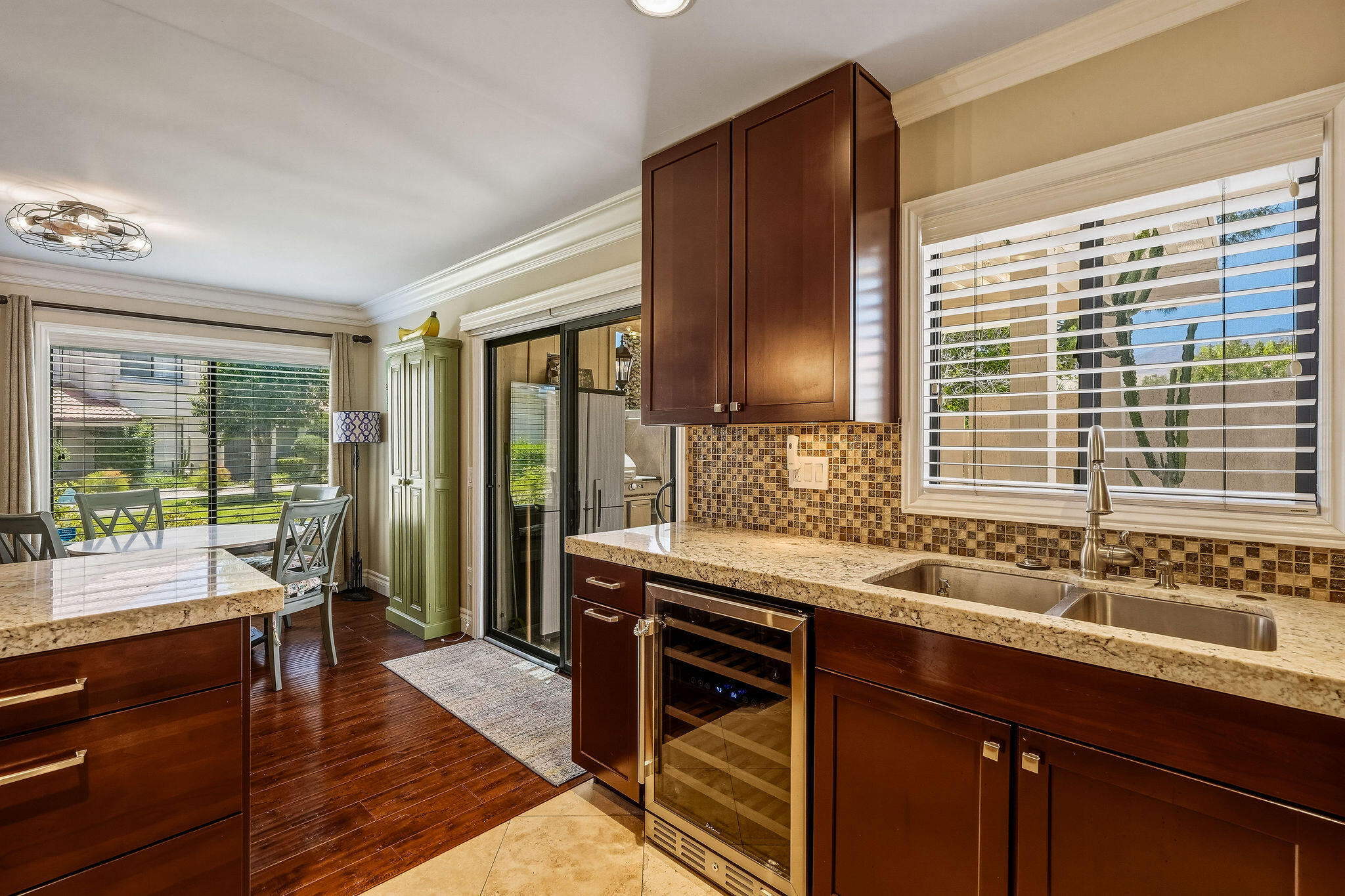 6025 Arroyo Road, Unit 8 Palm Springs, CA 92264 - Photo 17 of 50 Kitchen