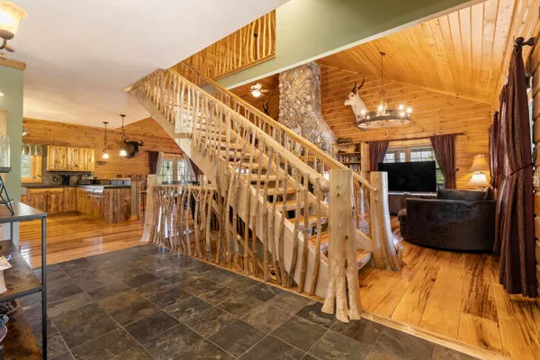 $900,000 | 18090 Read Road, Copemish, MI 49625