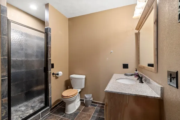 $900,000 | 18090 Read Road, Copemish, MI 49625