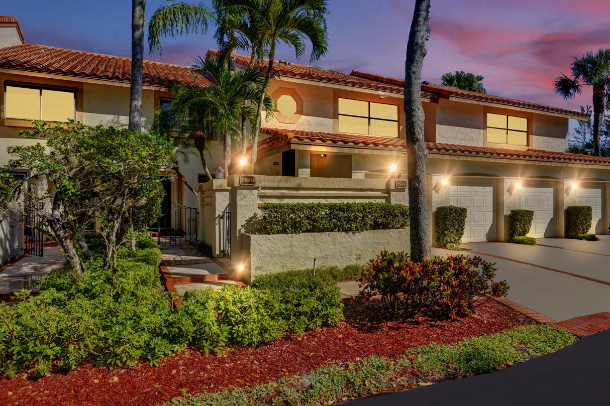 7948 La Mirada Drive Boca Raton, FL 33433 - Photo 5 of 54 Night - 2