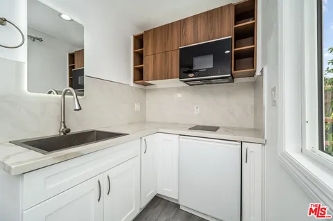 $1,675 | 4431 Lynnfield Street, Los Angeles, CA 90032