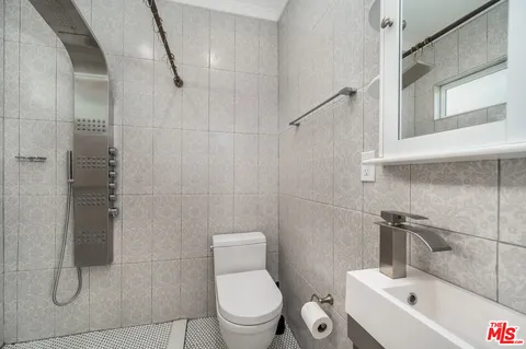 $1,675 | 4431 Lynnfield Street, Los Angeles, CA 90032