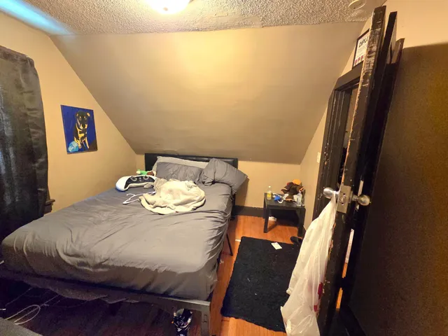 $200,000 | 1236 Reaney Avenue East, St. Paul, MN 55106